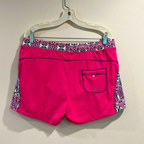 🔥Athleta Pink and purple Athletic Shorts Moisture-Wicking Design - Picture 2 of 8